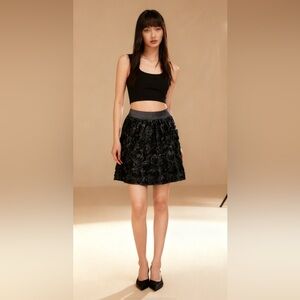 Cleo black Camellia floral skirt size 10